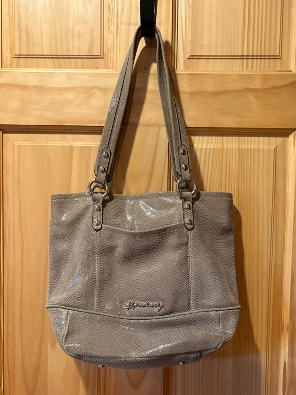 B. Makowsky textured leather shoulder bag taupe shimmer